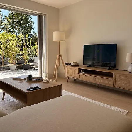 Long Ashton Terrace | Sleeps 4 *
