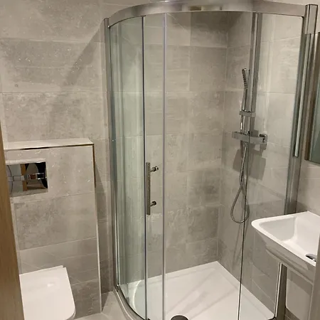 Long Ashton Terrace | Sleeps 4 Bristol
